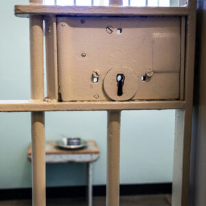 lock / bars
